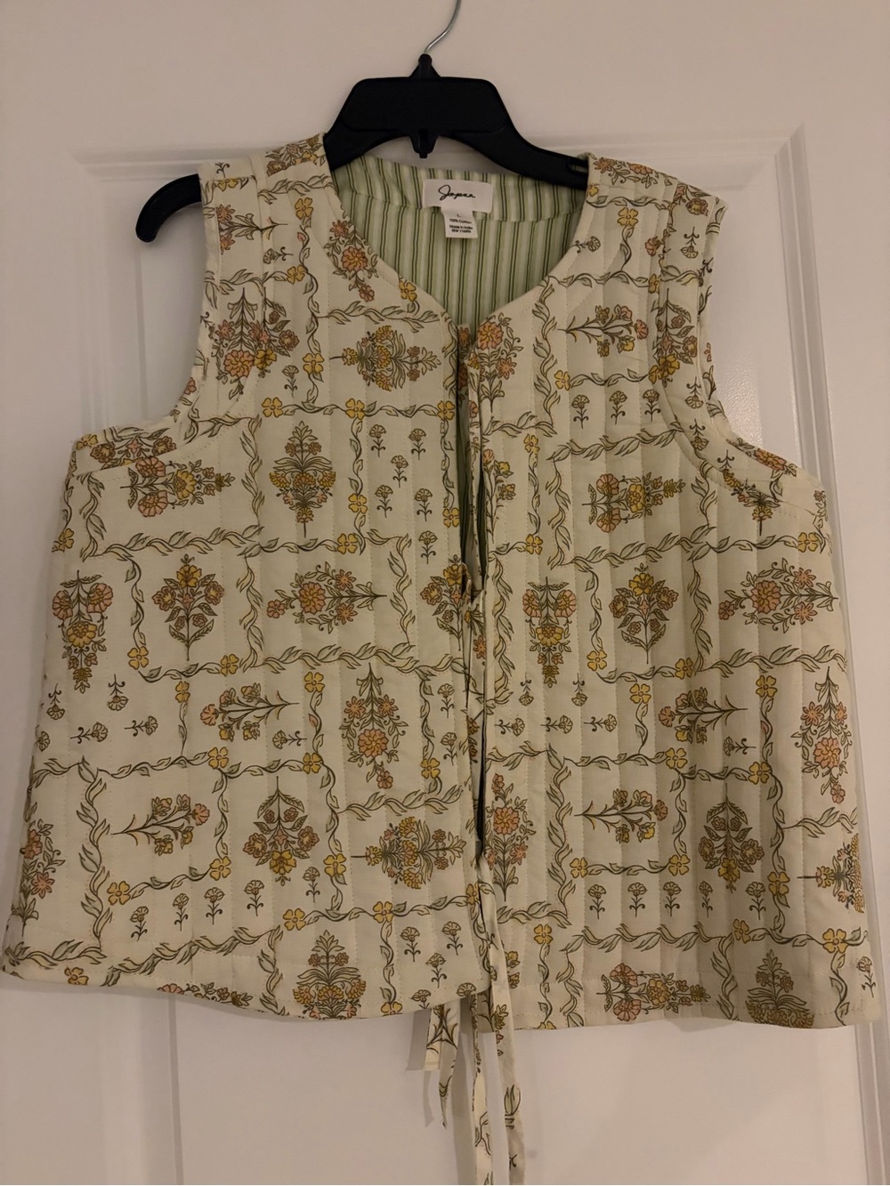 Japna Cream Floral Button-Front Cotton Vest with Sage Stripe Lining